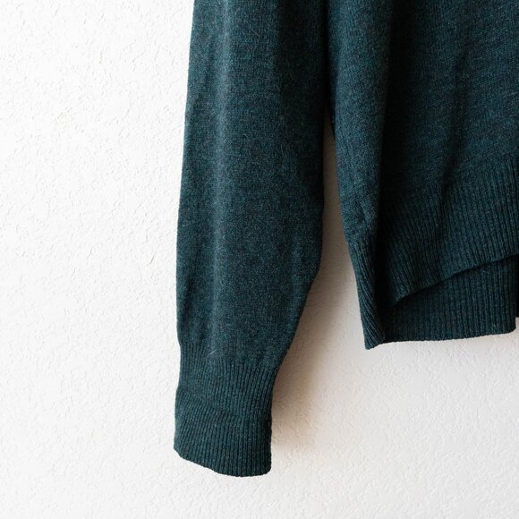 Vintage Pendleton 100% Virgin Wool Green V-Neck Sweater Men’s L Classic Knit - Picture 5 of 7
